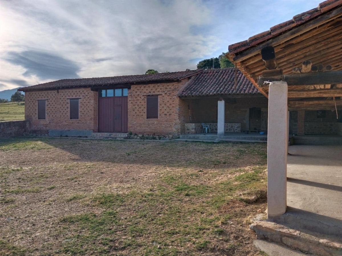 Casa Rural - Complejo El Tejar De Las Canadas Candeleda Exterior foto